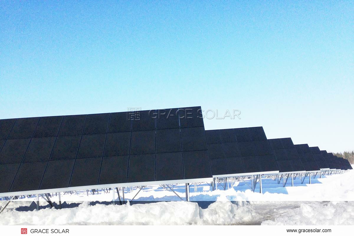 Sistema de montaje terrestre de Grace Solar en nieve canadiense - Resistente a viento y nieve