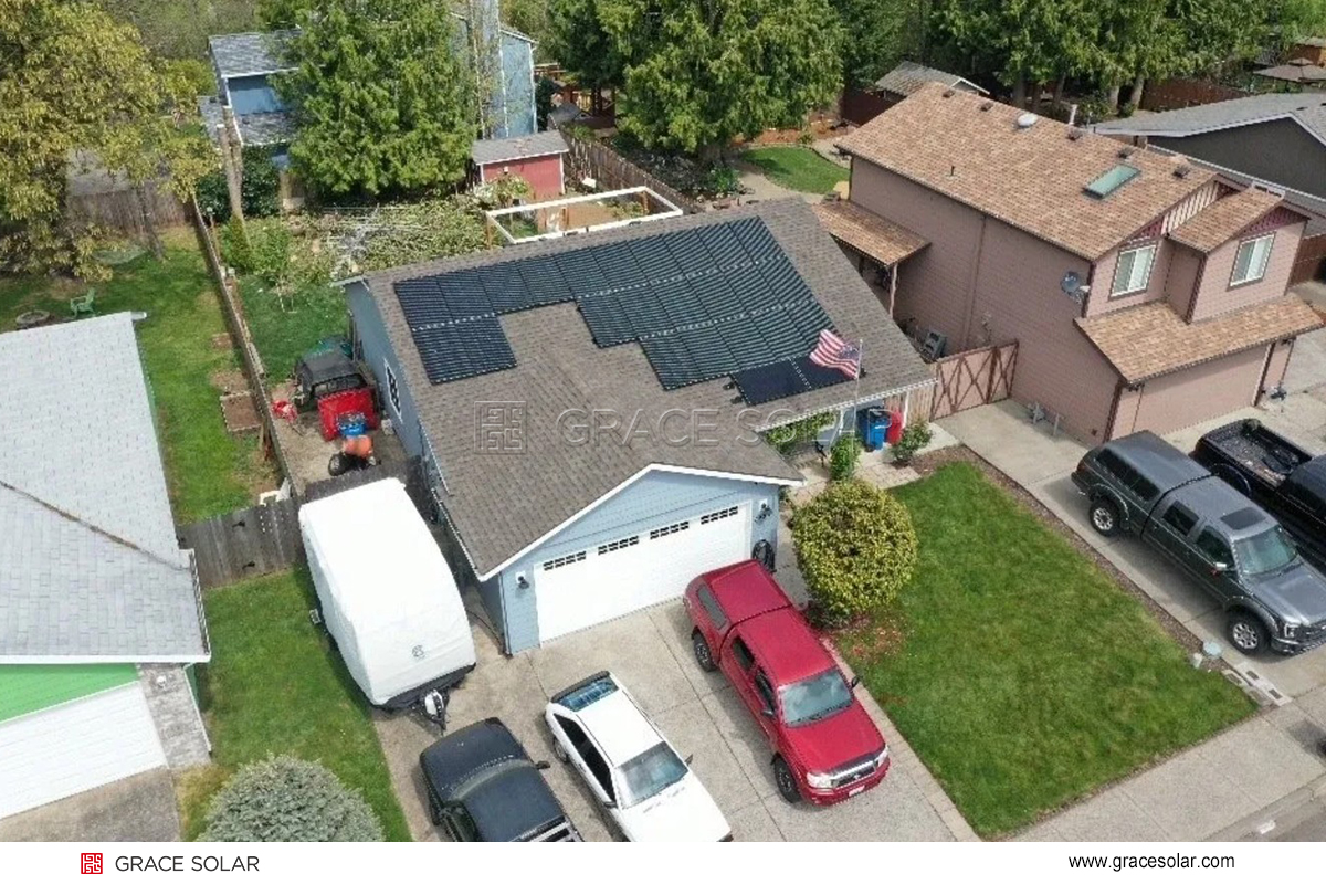 hurricane-rated-solar-roof-installation-on-factory-metal-roof